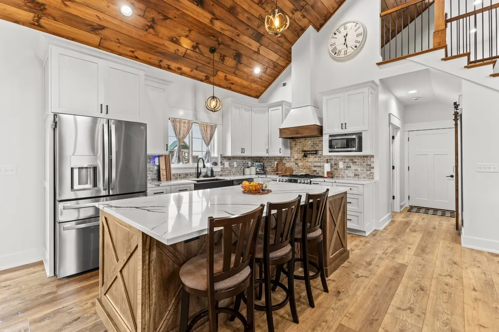 2100 Gamble Hollow Road Cumberland Furnace TN 37051