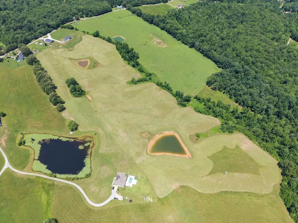 2100 Gamble Hollow Road Cumberland Furnace TN 37051