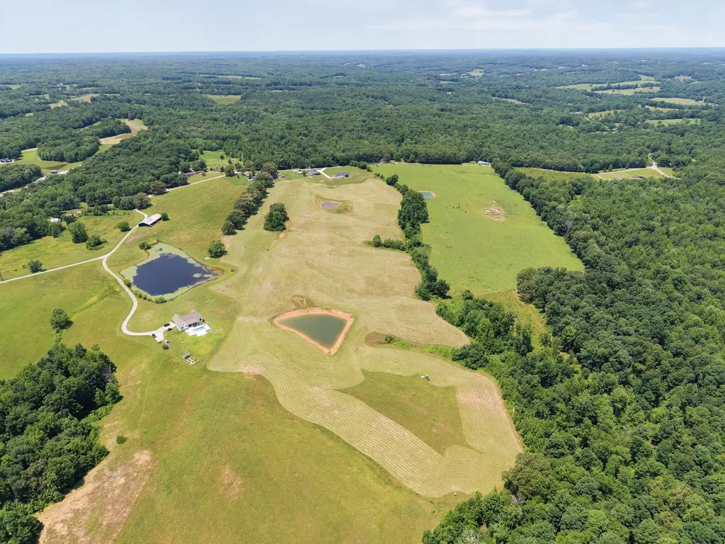 2100 Gamble Hollow Road Cumberland Furnace TN 37051