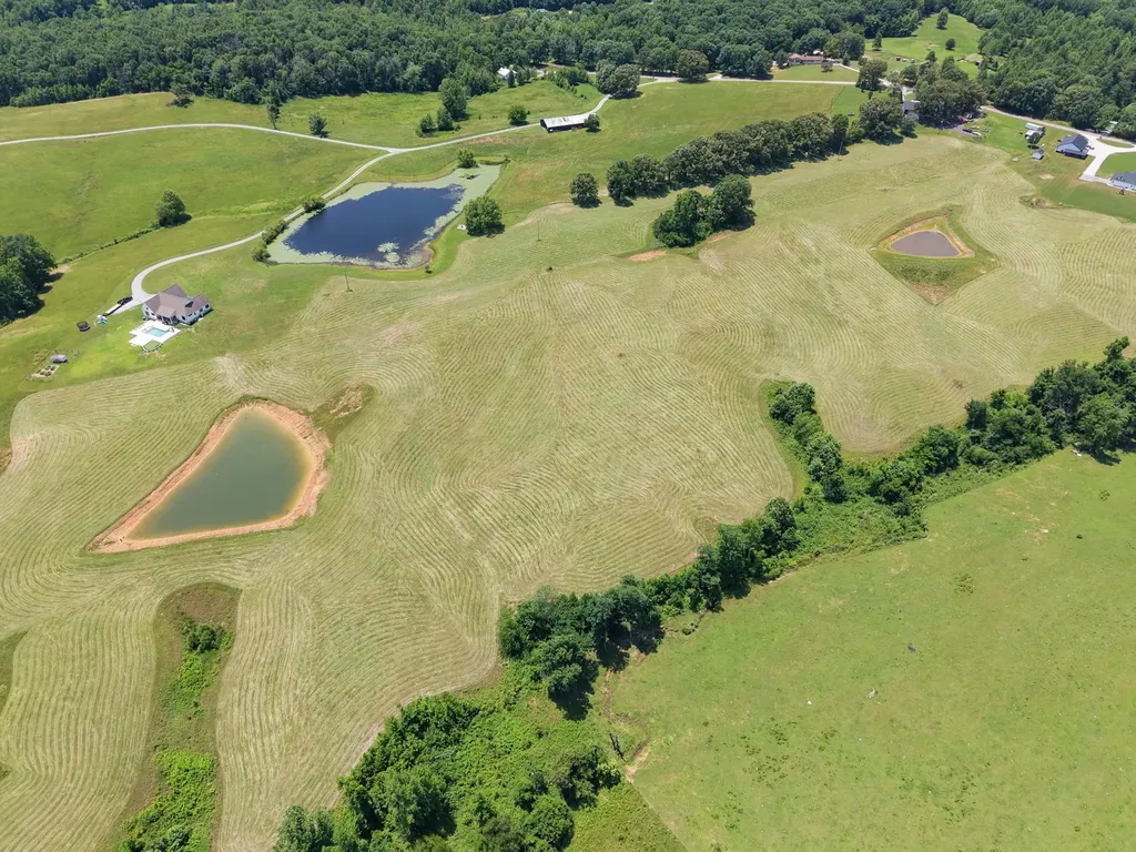 2100 Gamble Hollow Road Cumberland Furnace TN 37051