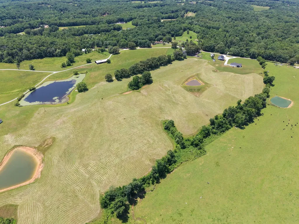 2100 Gamble Hollow Road Cumberland Furnace TN 37051