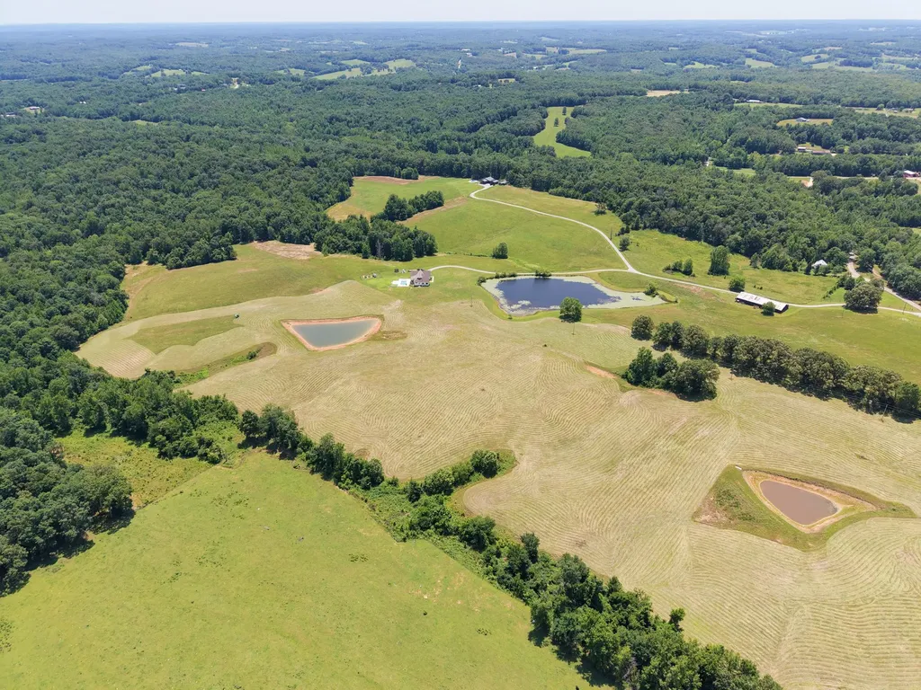 2100 Gamble Hollow Road Cumberland Furnace TN 37051