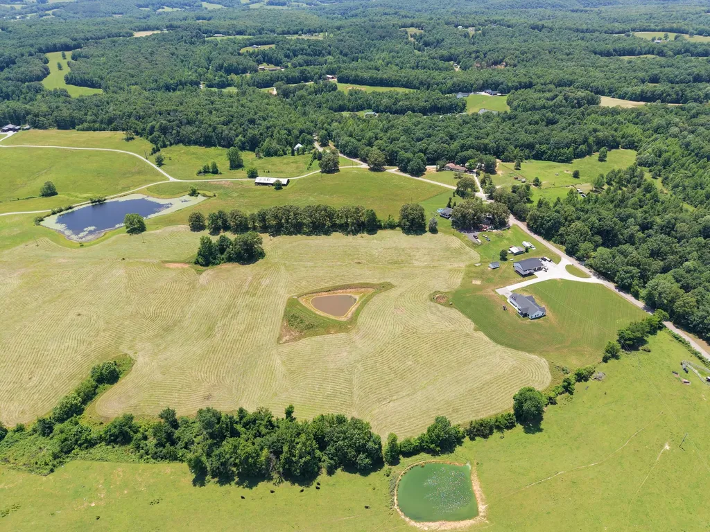 2100 Gamble Hollow Road Cumberland Furnace TN 37051