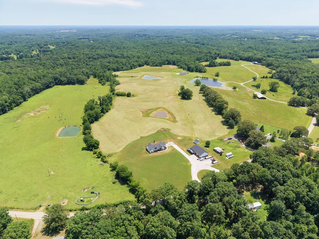 2100 Gamble Hollow Road Cumberland Furnace TN 37051