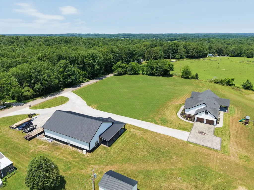 2100 Gamble Hollow Road Cumberland Furnace TN 37051