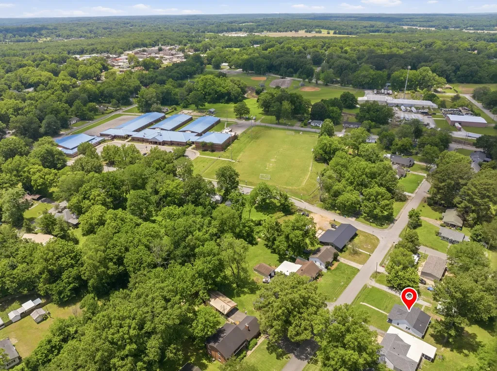 313 Knox Street Huntingdon TN 38344