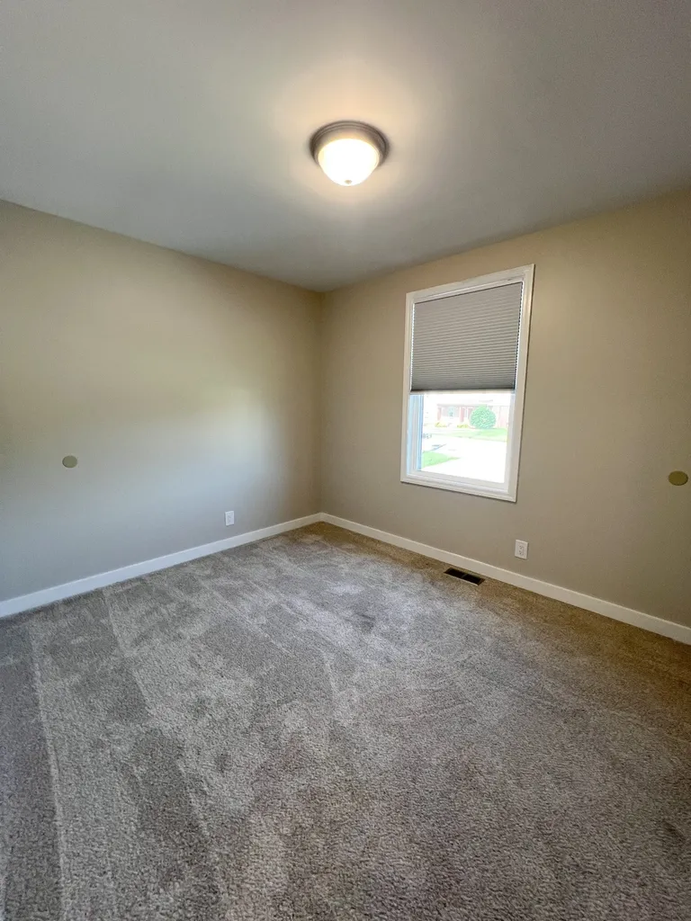 1521 W Knollwood Circle Clarksville TN 37043