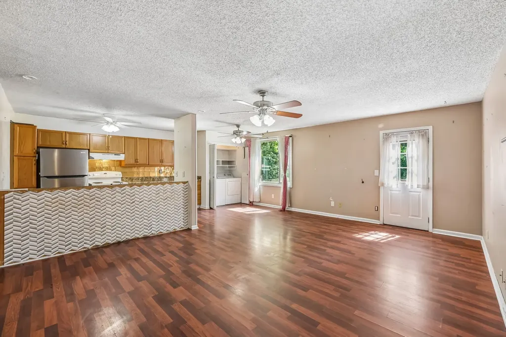 1032 Cheyenne Boulevard Madison TN 37115