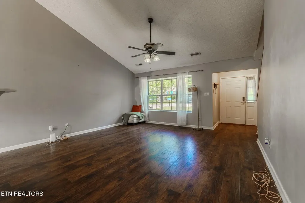 738 Colony Village Way Knoxville TN 37923