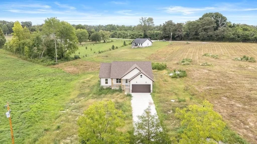 134 Lightfoot Lane Estill Springs TN 37330
