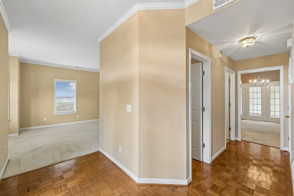 2037 Roderick Circle Franklin TN 37064