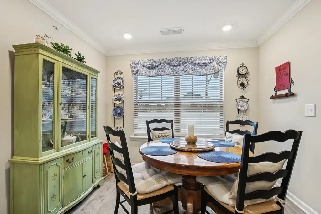 555 High Echelon Circle Smyrna TN 37167