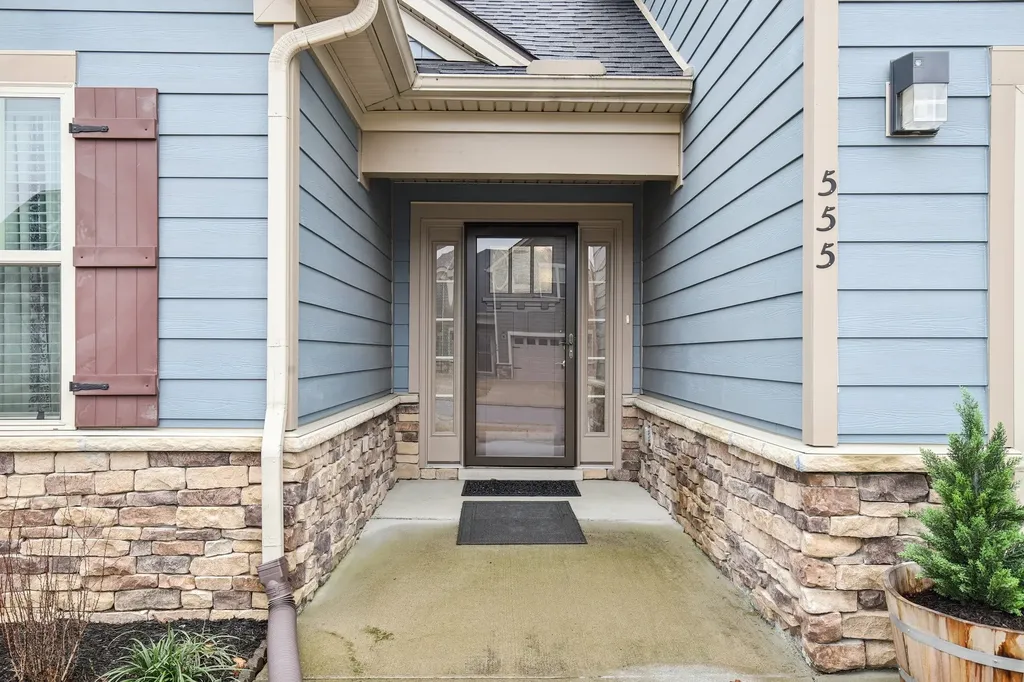 555 High Echelon Circle Smyrna TN 37167