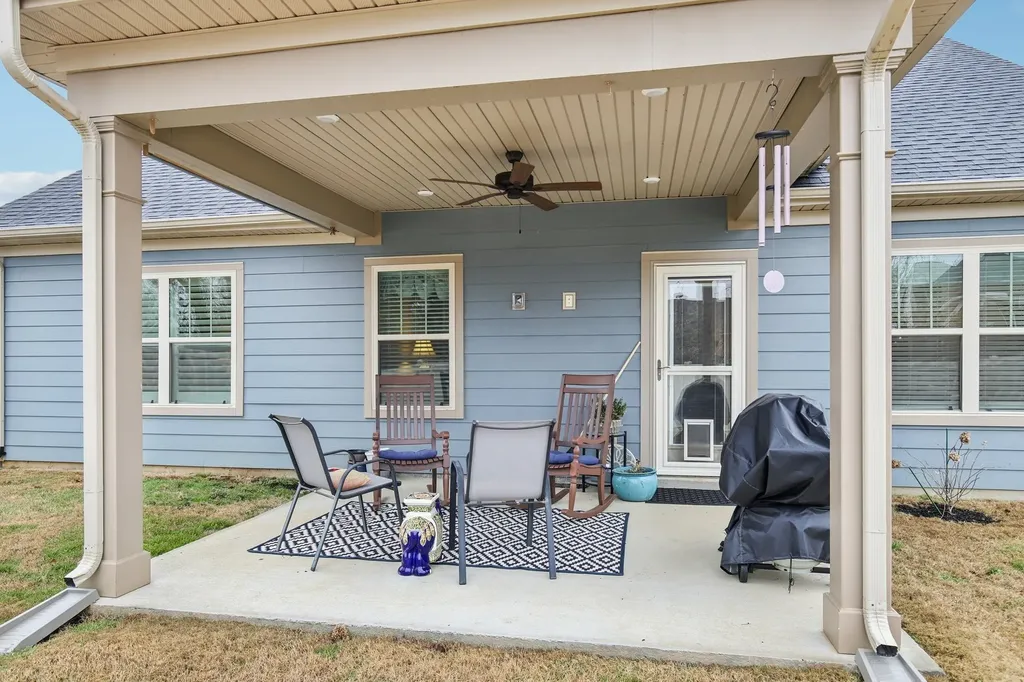 555 High Echelon Circle Smyrna TN 37167