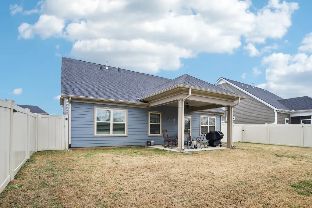 555 High Echelon Circle Smyrna TN 37167