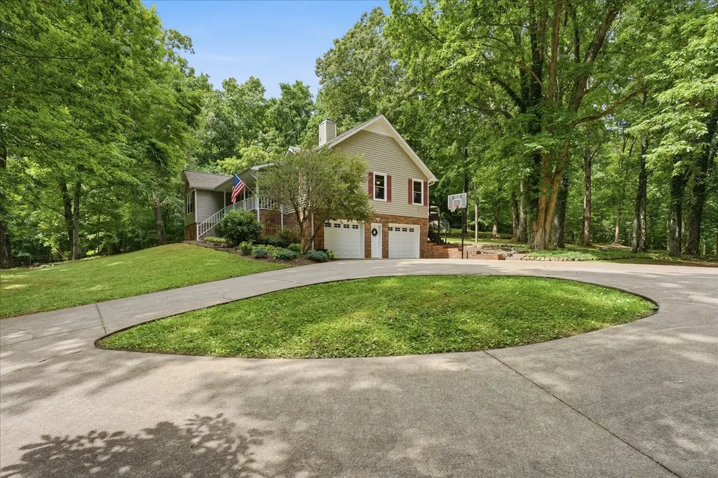 2375 Bearden Road Clarksville TN 37043