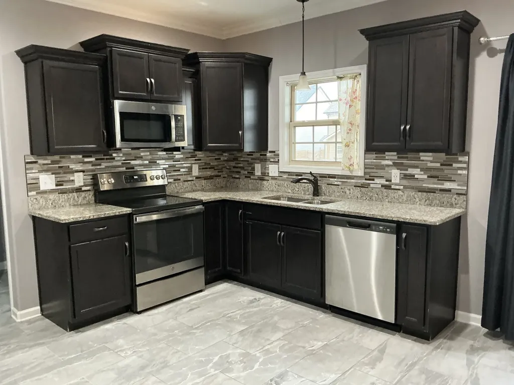 1358 Dan Brown Drive Clarksville TN 37042