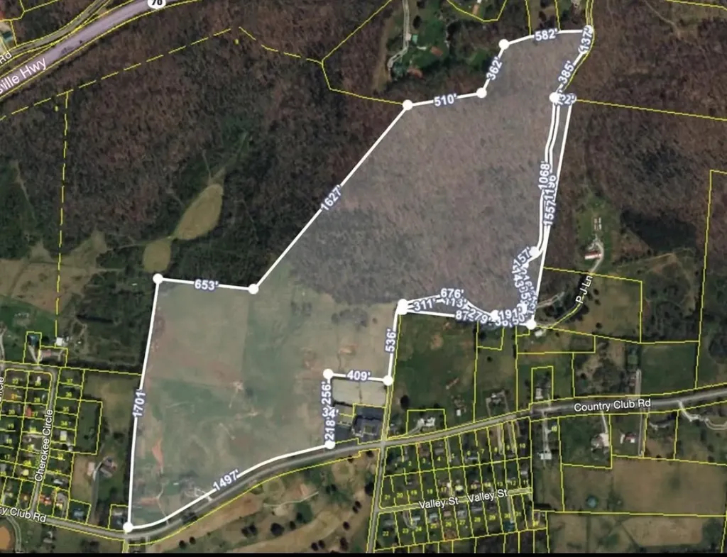 1364 Country Club Road Sparta TN 38583