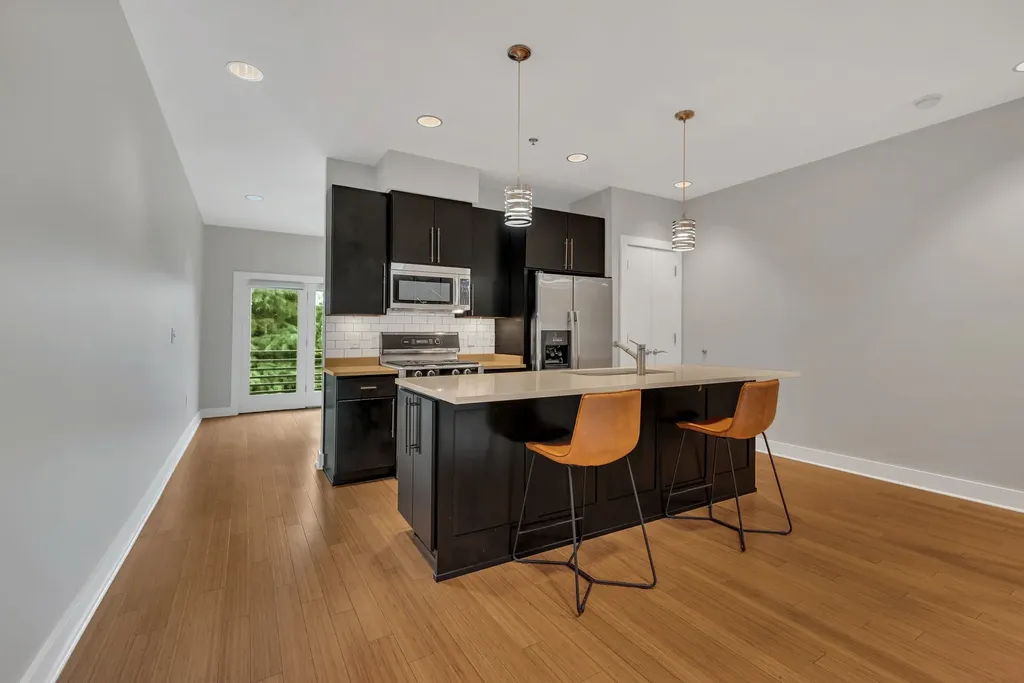 1100 Russell Street Nashville TN 37206