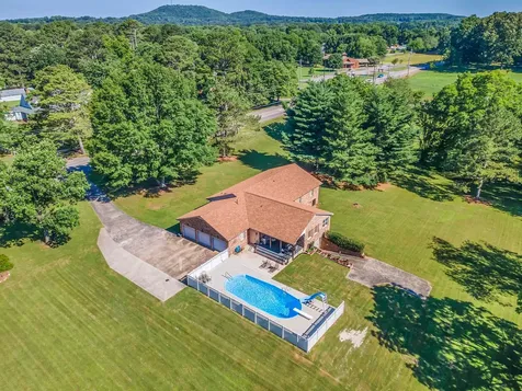 1495 Jeff Road, NW Huntsville AL 35806