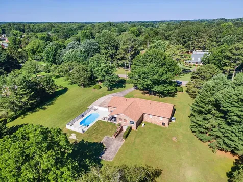 1495 Jeff Road, NW Huntsville AL 35806
