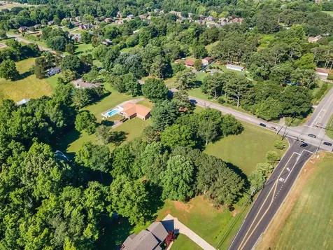 1495 Jeff Road, NW Huntsville AL 35806