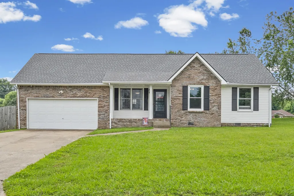 1788 Cherry Point Court Clarksville TN 37042