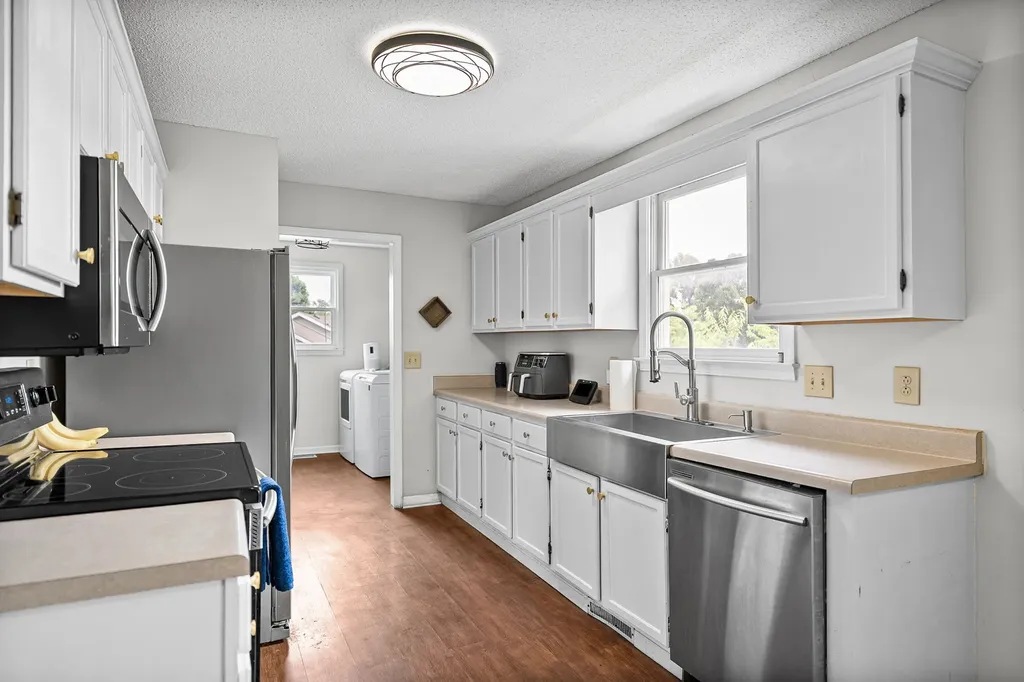1788 Cherry Point Court Clarksville TN 37042