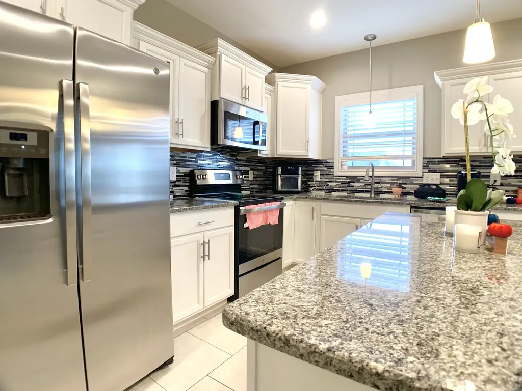 1376 Apple Blossom Road Clarksville TN 37042
