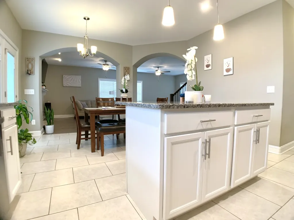 1376 Apple Blossom Road Clarksville TN 37042