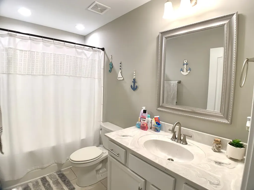 1376 Apple Blossom Road Clarksville TN 37042