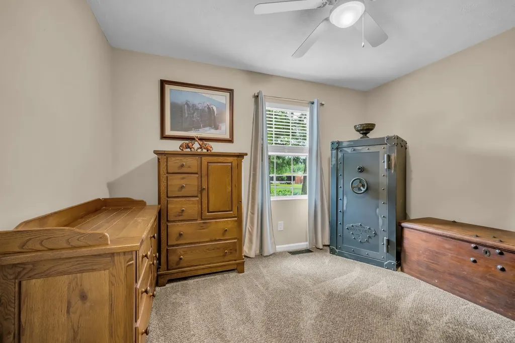 173 Ravenwood Circle Dickson TN 37055