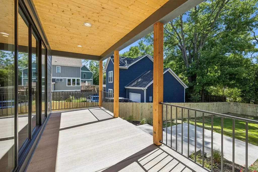 2820B Bronte Avenue Nashville TN 37216