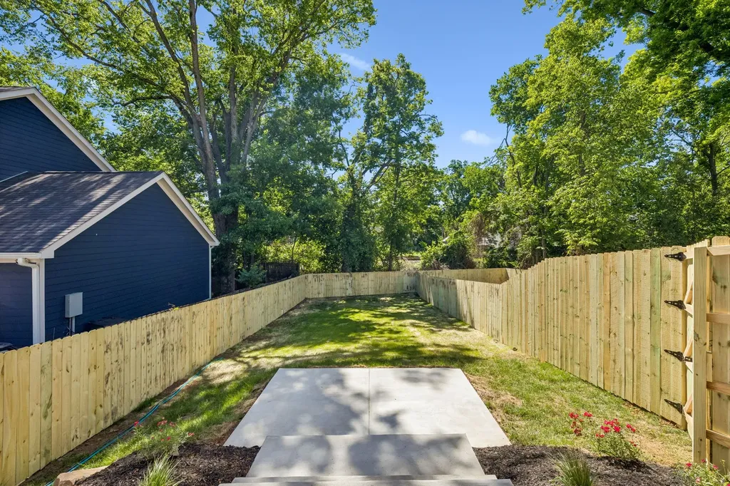 2820B Bronte Avenue Nashville TN 37216