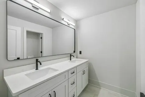 2820B Bronte Avenue Nashville TN 37216