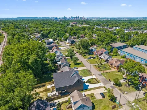 2820B Bronte Avenue Nashville TN 37216