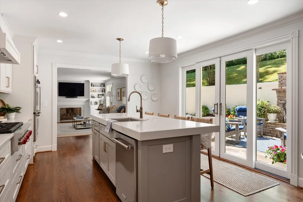 2301 Chickering Lane Nashville TN 37215