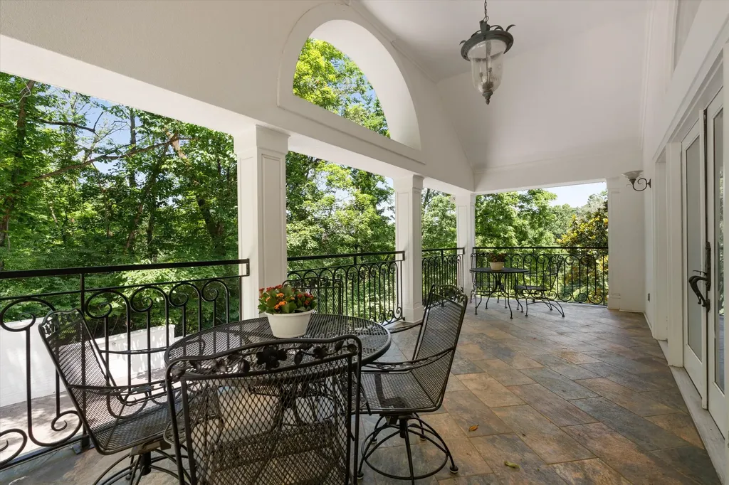 2301 Chickering Lane Nashville TN 37215