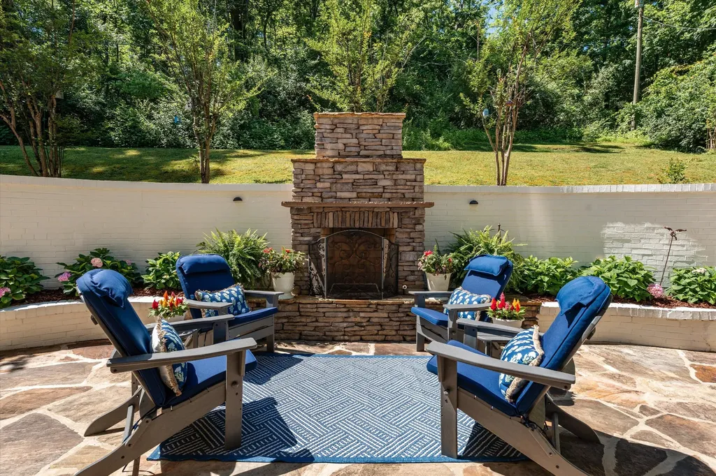 2301 Chickering Lane Nashville TN 37215