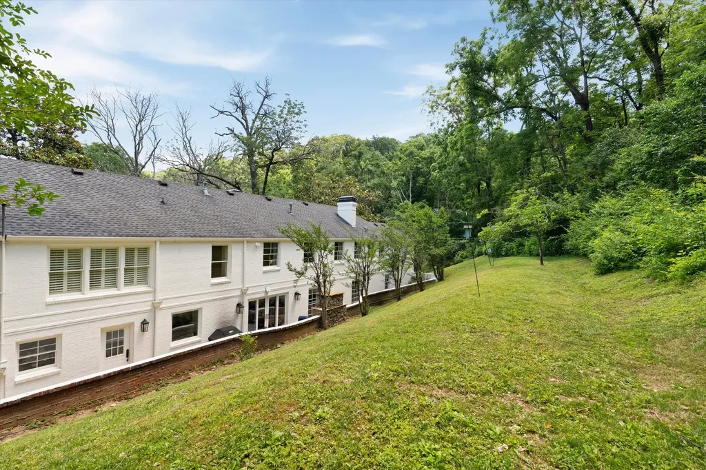 2301 Chickering Lane Nashville TN 37215