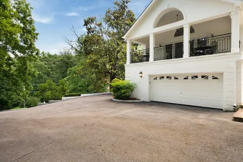2301 Chickering Lane Nashville TN 37215