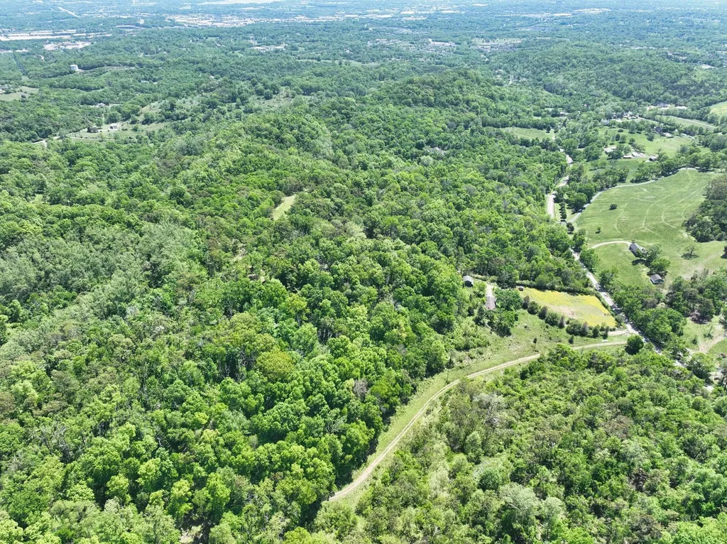 18 Dry Creek Road Goodlettsville TN 37072