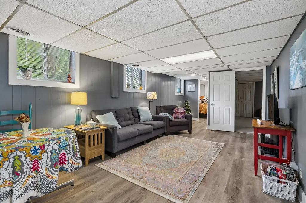 1008 Mayes Drive Greenbrier TN 37073