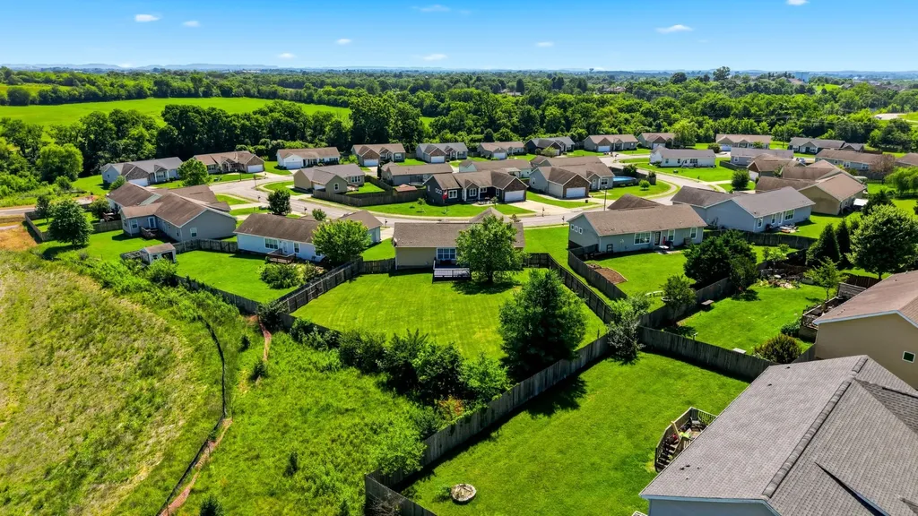 2013 Vancroft Circle Spring Hill TN 37174
