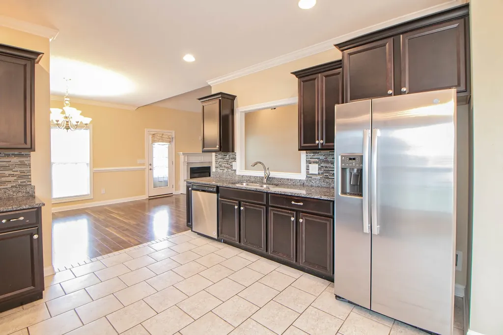 809 Carousel Court Clarksville TN 37043