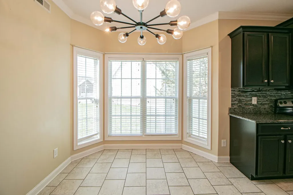 809 Carousel Court Clarksville TN 37043