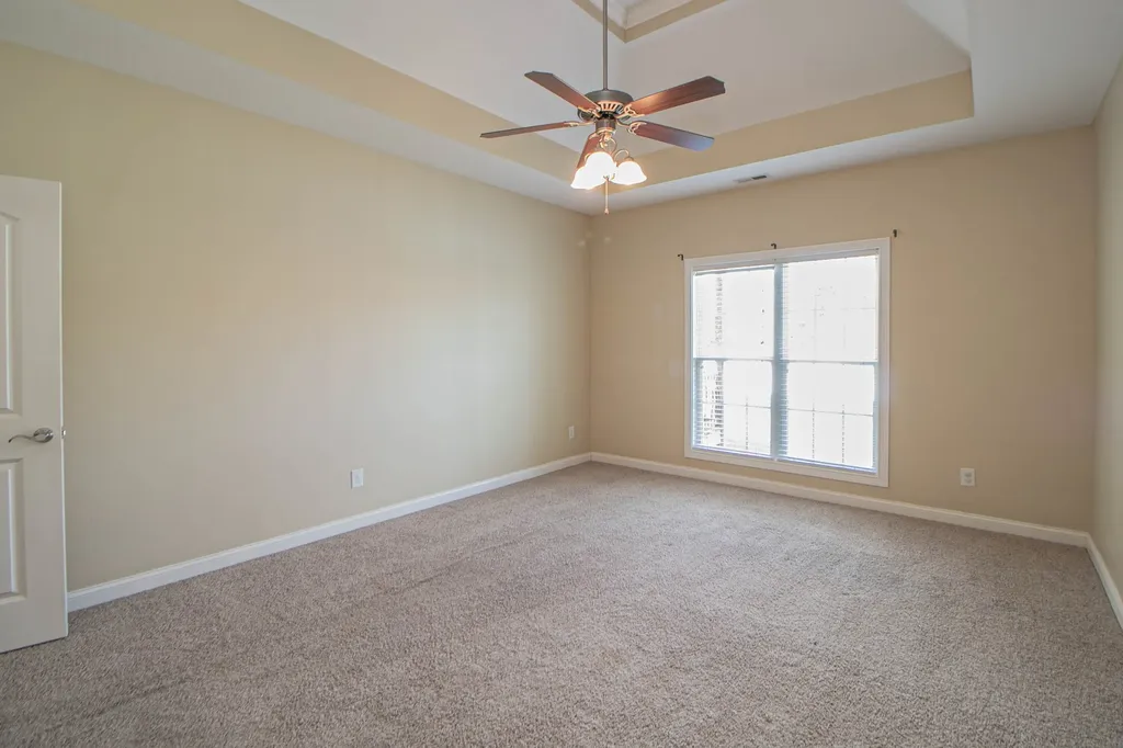 809 Carousel Court Clarksville TN 37043