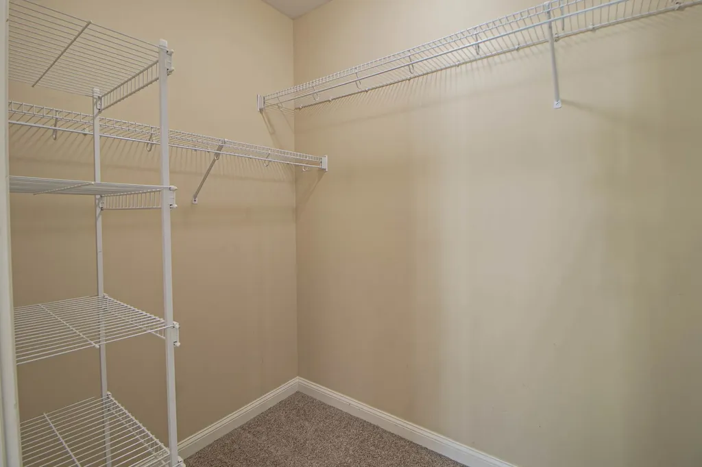 809 Carousel Court Clarksville TN 37043