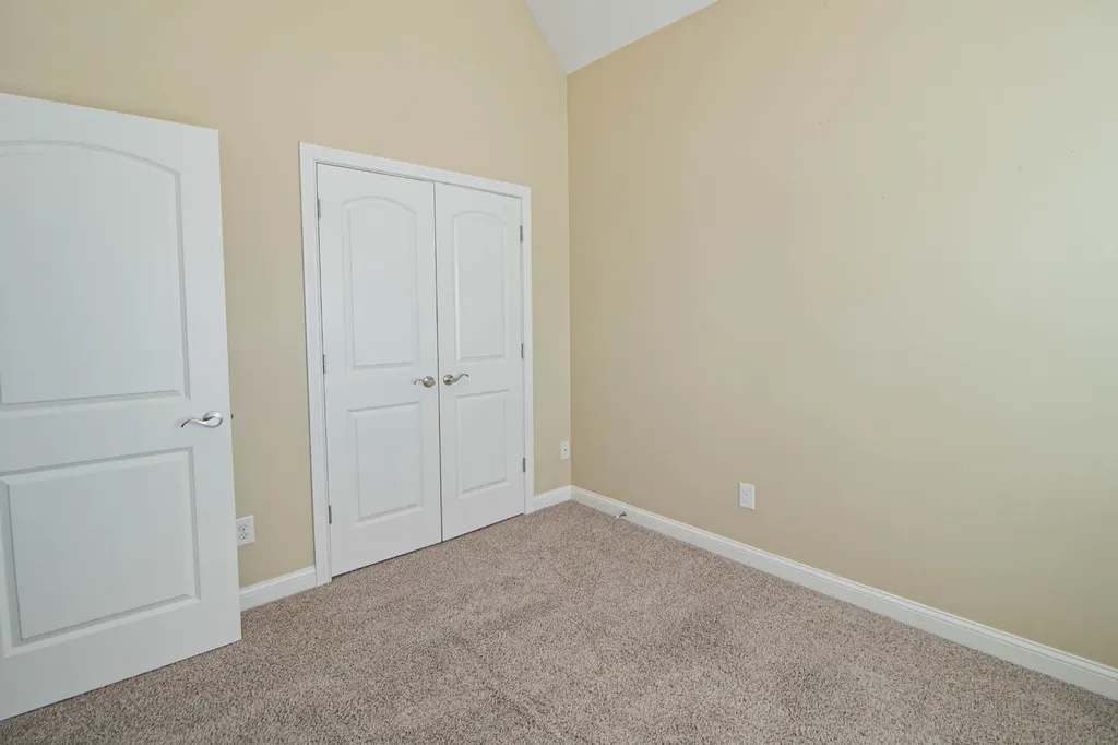 809 Carousel Court Clarksville TN 37043