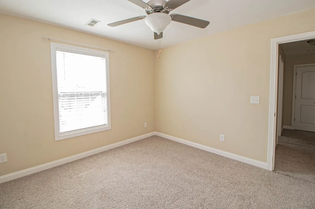 809 Carousel Court Clarksville TN 37043